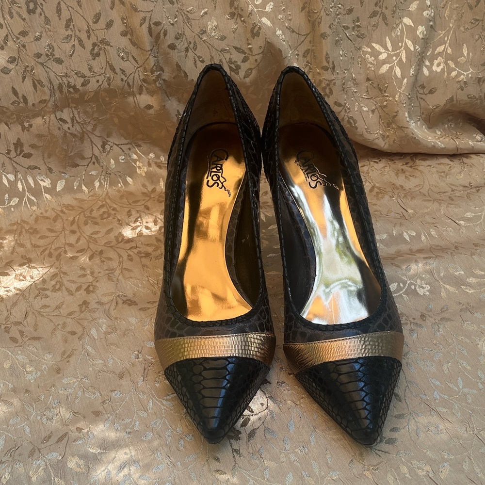 Carlos Santana Size 7.5 Black with Gold Stilettos - Picture 8 of 10